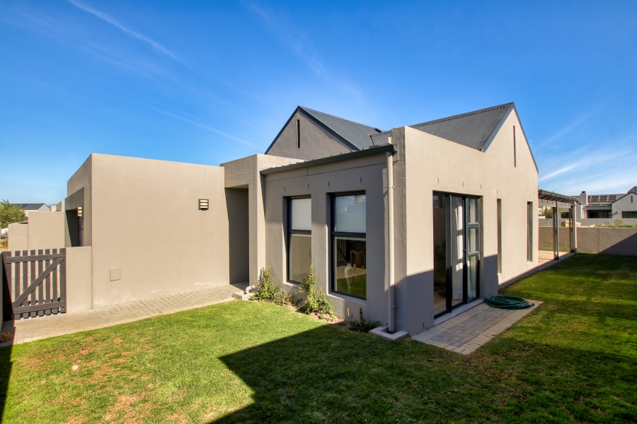 3 Bedroom Property for Sale in Aan de Wijnlanden Western Cape